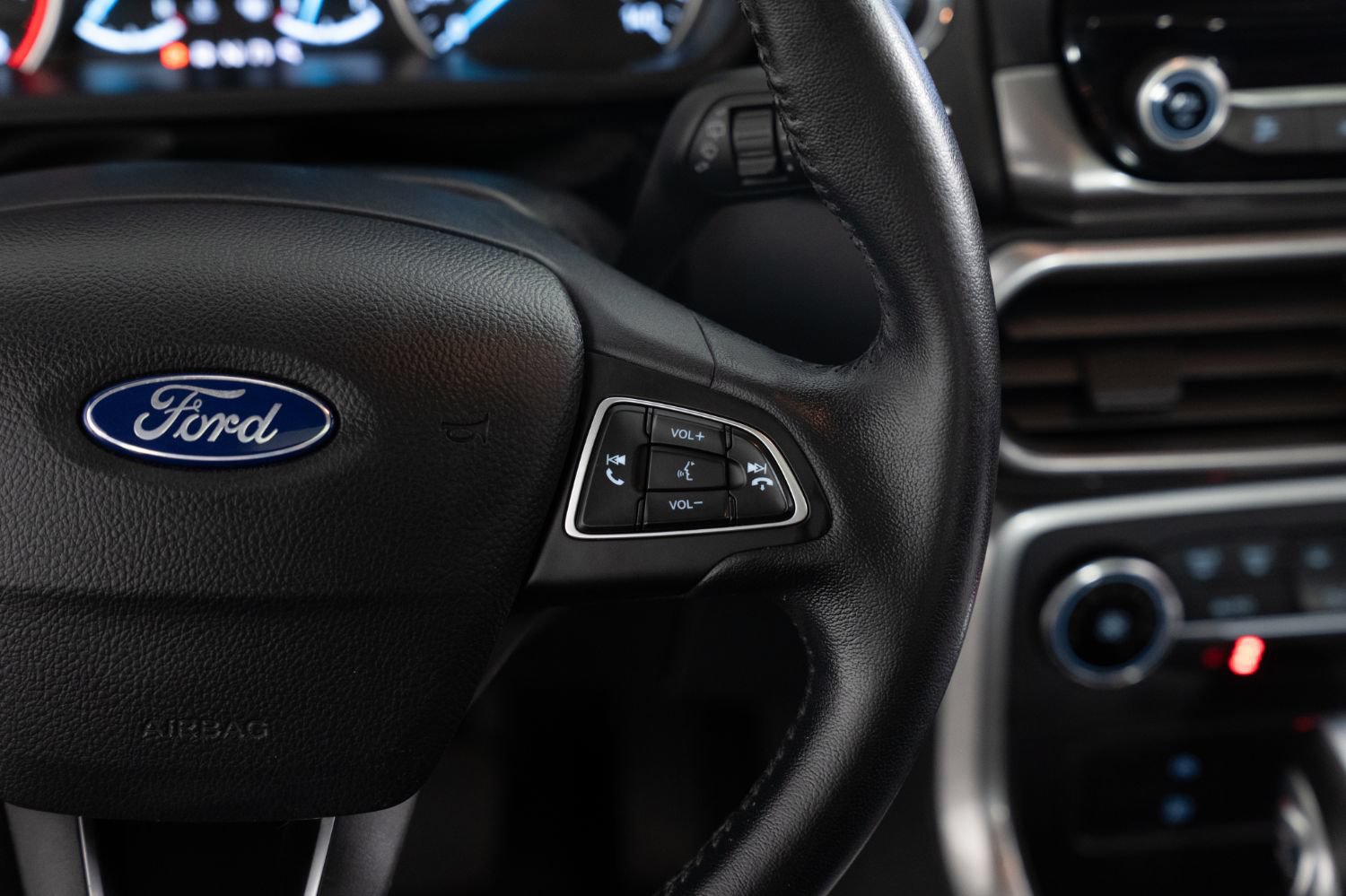 Used 2019 Ford EcoSport SE w/ SE Convenience Package AWD/4WD image 29