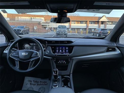 Certified 2024 Cadillac XT5 Luxury w/ LPO, Floor Liner Package image 35