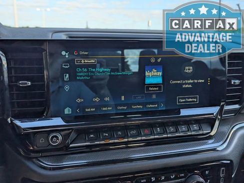 Used 2023 Chevrolet Silverado 1500 ZR2 w/ Technology Package AWD/4WD image 8