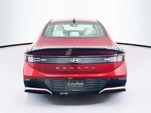 Used 2025 Hyundai Sonata SEL FWD image 7
