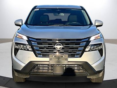 Used 2024 Nissan Rogue SV