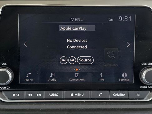 Used 2024 Nissan Rogue SV w/ SV Premium Package FWD image 31