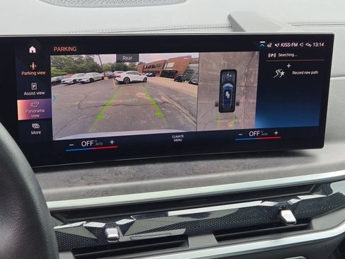 Used 2023 BMW X7 xDrive40i w/ Premium Package AWD/4WD image 49