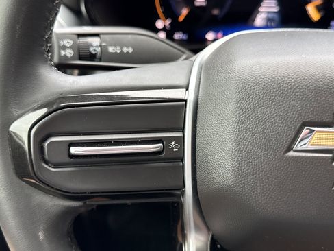 Used 2024 Chevrolet Colorado LT RWD image 18