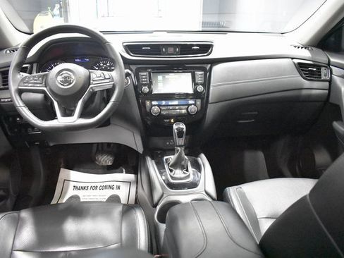 Used 2020 Nissan Rogue SL w/ Premium Package image 12