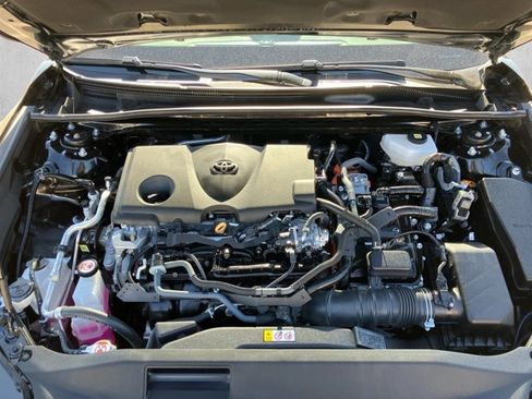 Used 2025 Toyota Camry LE FWD image 22