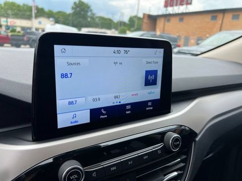 Certified 2020 Ford Escape SE AWD/4WD image 9