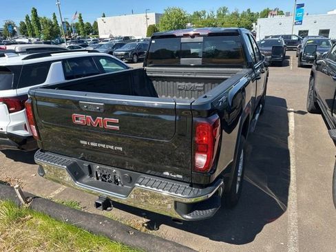 Used 2024 GMC Sierra 2500 SLE w/ SLE Value Package; AWD/4WD image 6