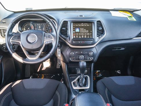 Used 2016 Jeep Cherokee Latitude w/ Safety/Convenience Group image 13