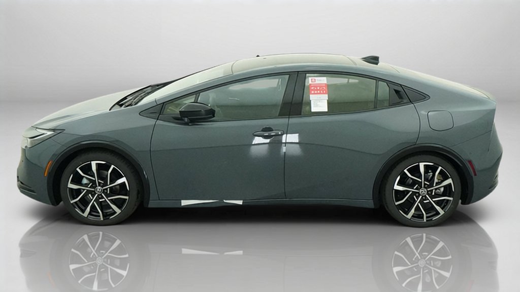 New 2026 Toyota Prius Plug-In Hybrid w/ Limited Premium Package FWD image 6