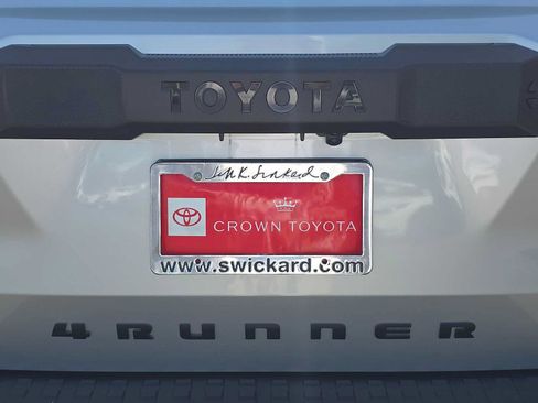 Certified 2026 Toyota 4Runner SR5 AWD/4WD image 15