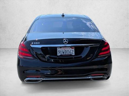 Used 2018 Mercedes-Benz S 560 Sedan image 6