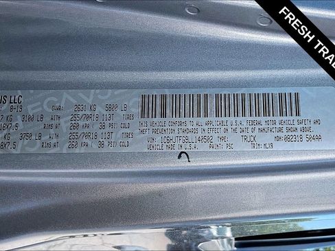 Used 2020 Jeep Gladiator Overland AWD/4WD image 18