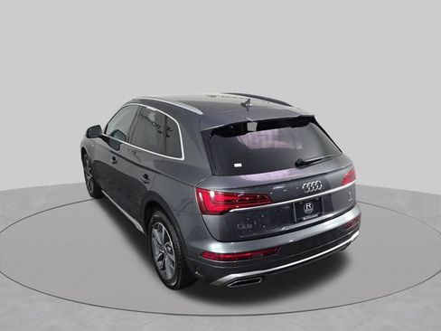Used 2023 Audi Q5 2.0T Premium w/ Convenience Package AWD/4WD image 39