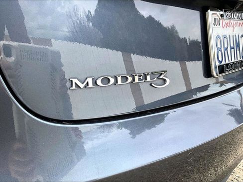 Used 2020 Tesla Model 3 Performance image 8