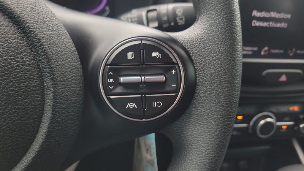Used 2025 Kia Soul LX FWD image 20