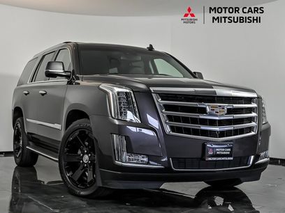 Used 2016 Cadillac Escalade Luxury