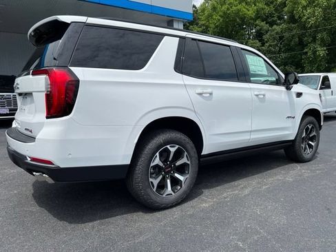 New 2026 GMC Yukon AT4 w/ AT4 Premium Package AWD/4WD image 18