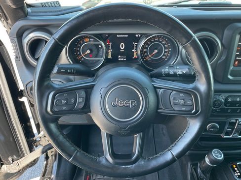 Used 2021 Jeep Wrangler Unlimited Sport image 16