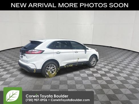 Used 2024 Ford Edge SEL AWD/4WD image 11