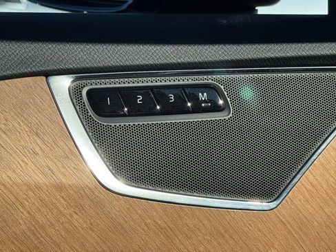 Used 2023 Volvo XC90 B6 Core w/ Protection Package Premier image 17