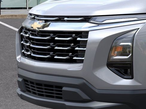 New 2026 Chevrolet Equinox LT AWD/4WD image 13