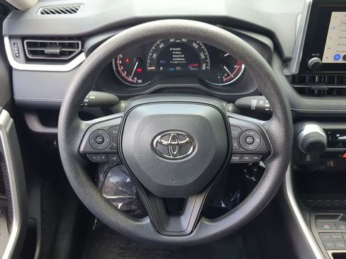 Used 2025 Toyota RAV4 LE image 22