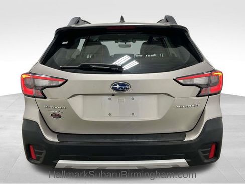 Used 2020 Subaru Outback Limited image 3
