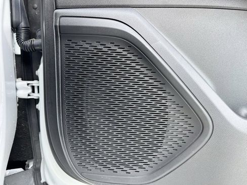 Used 2025 Chevrolet Traverse LT w/ Driver Confidence Package image 25