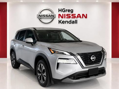 Used 2023 Nissan Rogue SV AWD/4WD image 3