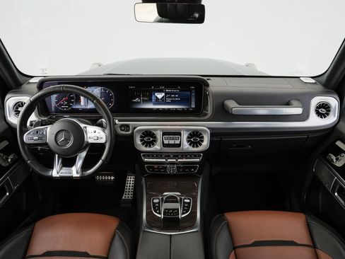 Used 2021 Mercedes-Benz G 63 AMG 4MATIC w/ G Manufaktur Interior Package image 32