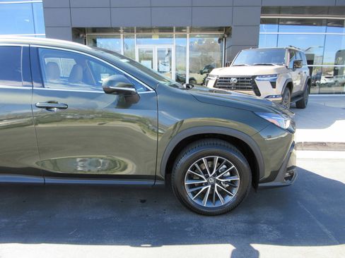 Used 2026 Lexus NX 350h AWD w/ Accessory Package (Z1) image 13