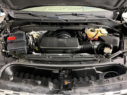 Used 2024 GMC Yukon Denali RWD image 31