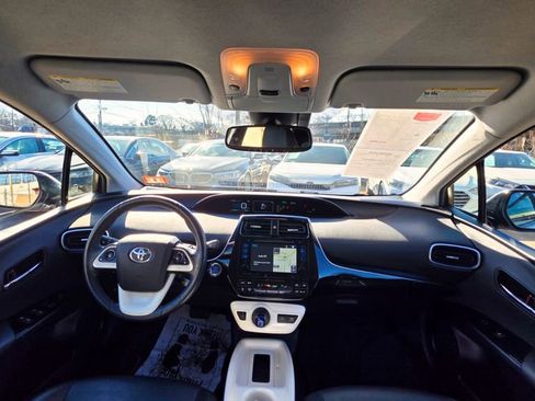 Used 2016 Toyota Prius Four Touring w/ Four Season Floor Mat Package FWD image 34