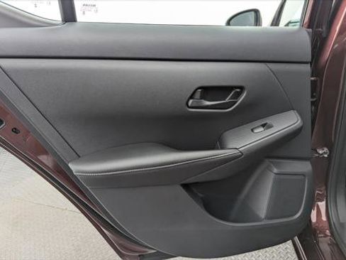 Used 2025 Nissan Sentra SV image 17