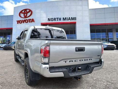 Used 2023 Toyota Tacoma Limited image 3