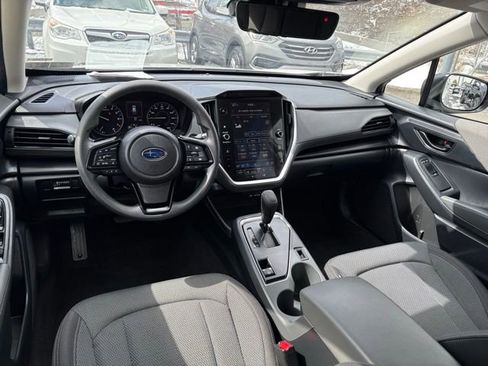 Used 2024 Subaru Crosstrek 2.0i Premium image 9