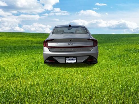 Used 2023 Hyundai Sonata SEL w/ Cargo Package image 6