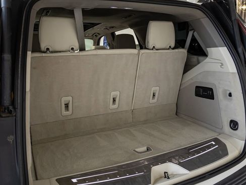 Used 2021 Cadillac Escalade Sport Platinum w/ LPO, ONYX Package image 38