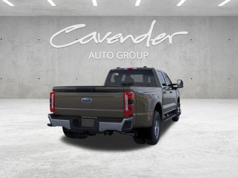 New 2026 Ford F350 XLT w/ XLT Premium Package AWD/4WD image 9