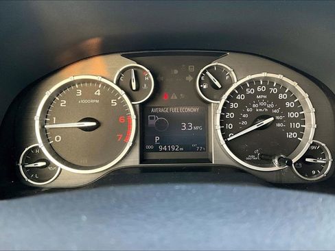 Used 2016 Toyota Tundra Limited w/ Limited Premium Package image 16