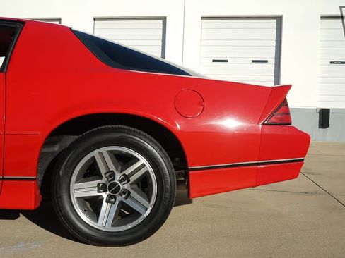 Used 1987 Chevrolet Camaro IROC-Z image 38