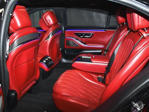 Used 2025 Mercedes-Benz S 63 AMG S w/ AMG Night Package image 61