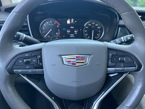 Used 2021 Cadillac XT6 Premium Luxury image 25