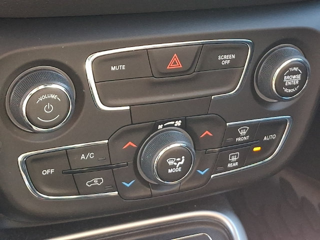 Used 2020 Jeep Compass Latitude AWD/4WD image 13