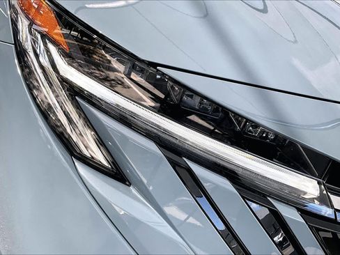 New 2026 Nissan Sentra SV w/ SV Convenience Package FWD image 13