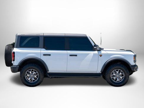 Used 2024 Ford Bronco Badlands AWD/4WD image 9