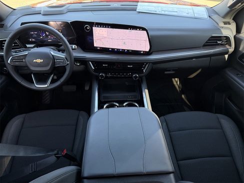 New 2025 Chevrolet Tahoe LS image 8