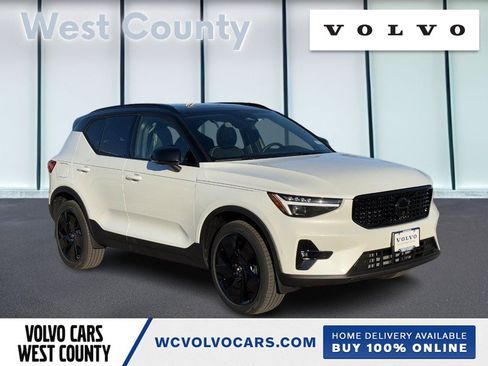 New 2026 Volvo XC40 B5 Ultra w/ Climate Package image 1