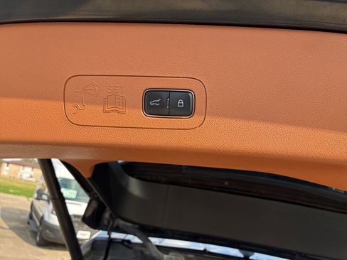 Used 2022 Lincoln Aviator Black Label Grand Touring w/ Class IV Trailer Tow Package image 16